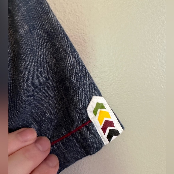 Hatley dark chambray short sleeve cotton button down cars shirt Size 4T - Picture 4 of 5